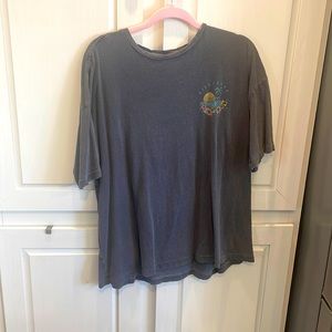 billabong tshirt, worn like 4 times, size large, good condition
